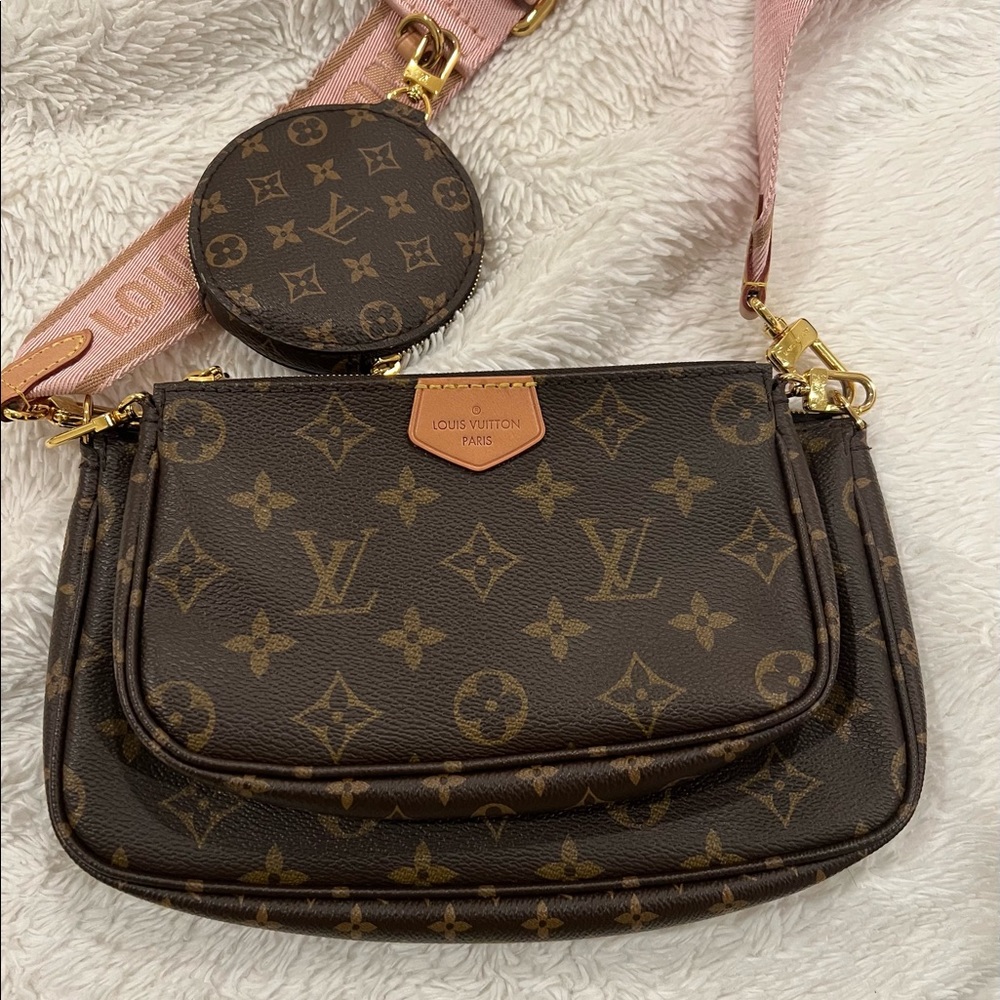 Louis Vuitton Multi Pochette Accessories (three pieces)